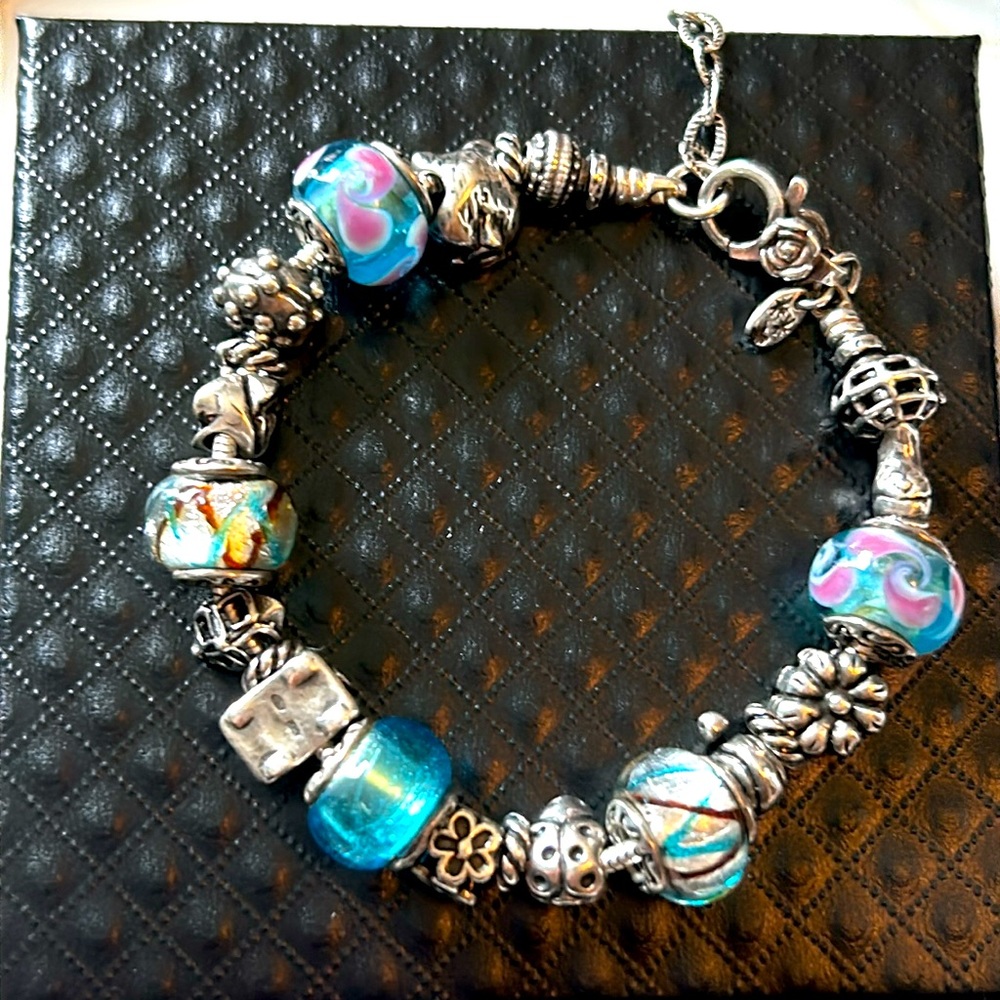 925 Italy Murano glass beads Charm Bracelet perfect condition. 39.6 grams